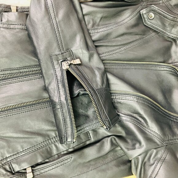Ted Baker Women Black Biker Leather Jacket size 2, barely worn, like new - Picture 12 of 13
